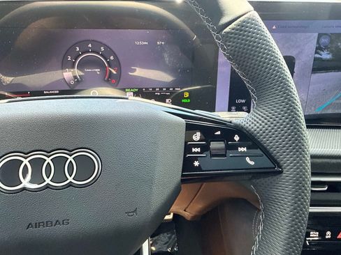 New 2026 Audi SQ5 Prestige AWD/4WD image 28