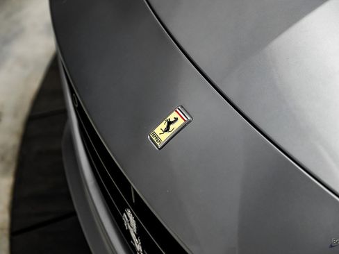 Used 2016 Ferrari California T image 37