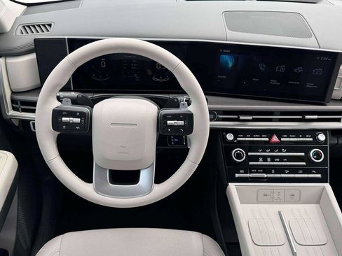 New 2026 Hyundai Santa Fe SE FWD image 17