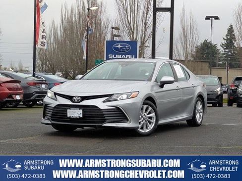 Used 2021 Toyota Camry LE image 1