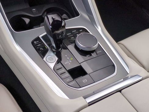 Certified 2023 BMW X6 xDrive40i w/ M Sport Package image 34