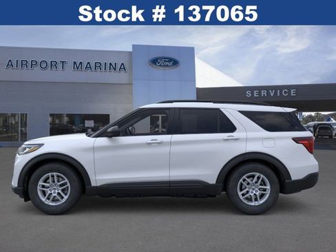New 2026 Ford Explorer Active RWD image 3