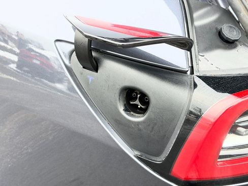 Used 2022 Tesla Model 3 Long Range image 5