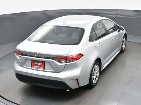 Used 2024 Toyota Corolla LE FWD image 38