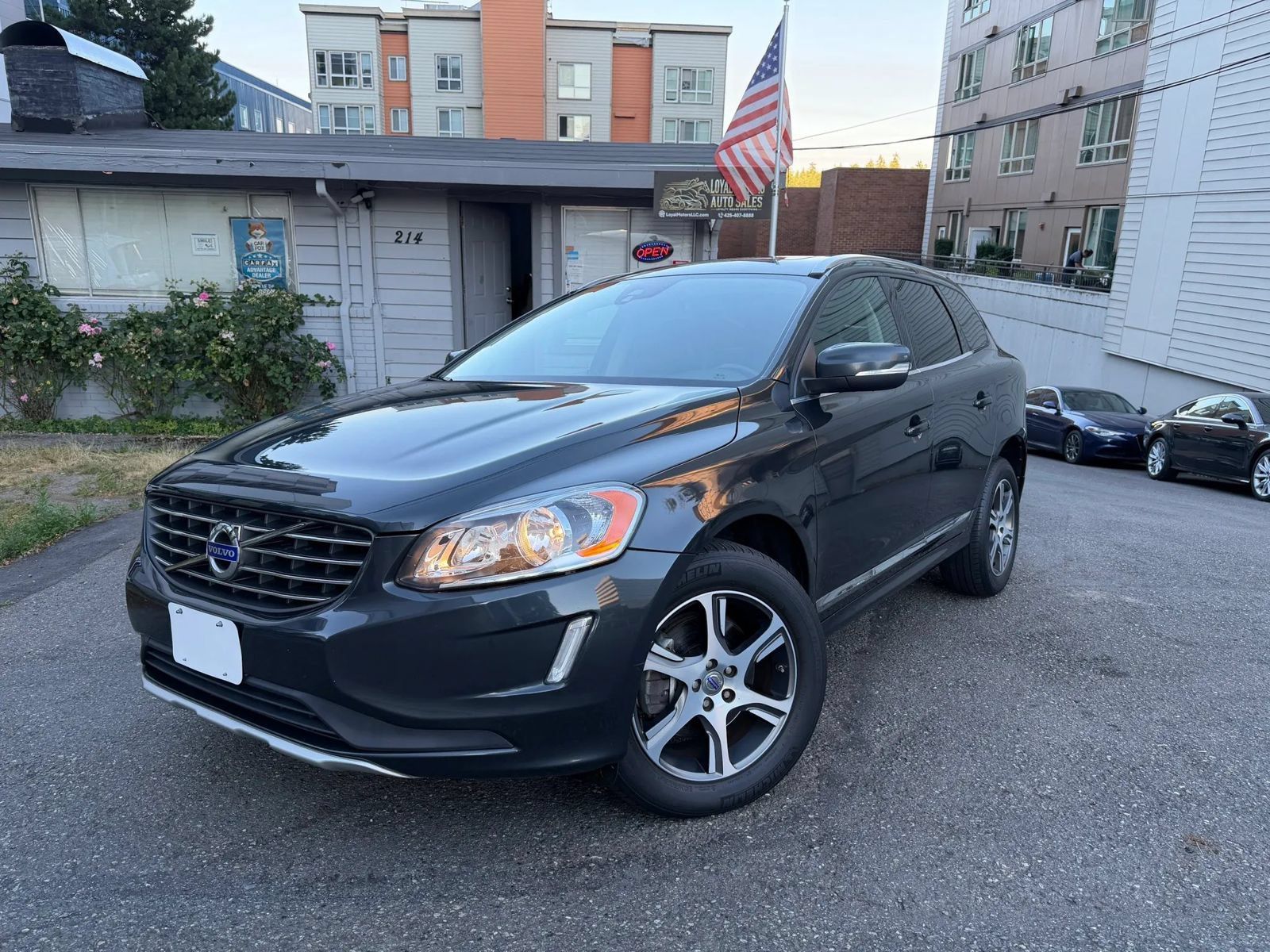 Used 2015 Volvo XC60 T6 Platinum AWD/4WD image 21