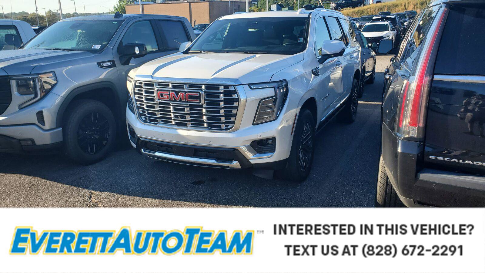 Used 2025 GMC Yukon Denali w/ Sun & Power Step Package AWD/4WD image 1