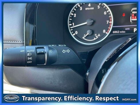 Certified 2025 Nissan Pathfinder SL w/ SL Premium Package image 25