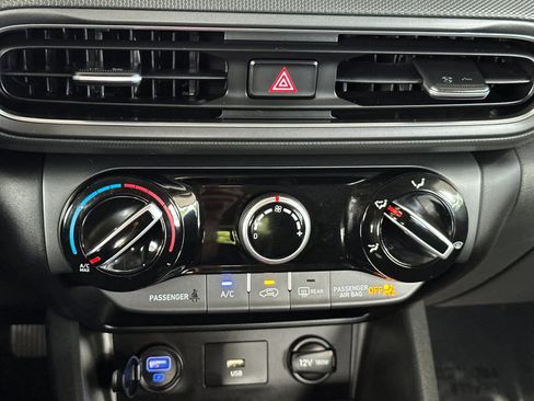 Used 2023 Hyundai Kona SEL AWD/4WD image 27
