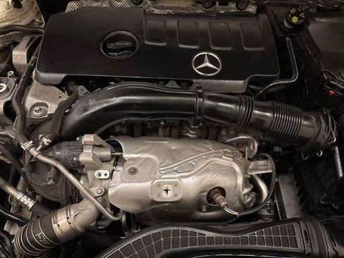 Used 2020 Mercedes-Benz CLA 250 4MATIC image 25