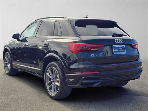 Used 2022 Audi Q3 2.0T Premium Plus w/ Premium Plus Package AWD/4WD image 5