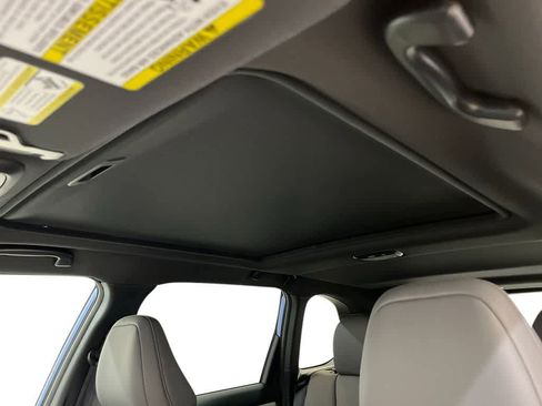 Certified 2025 Subaru Forester Limited AWD/4WD image 22