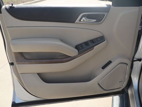 Used 2020 GMC Yukon Denali AWD/4WD image 12