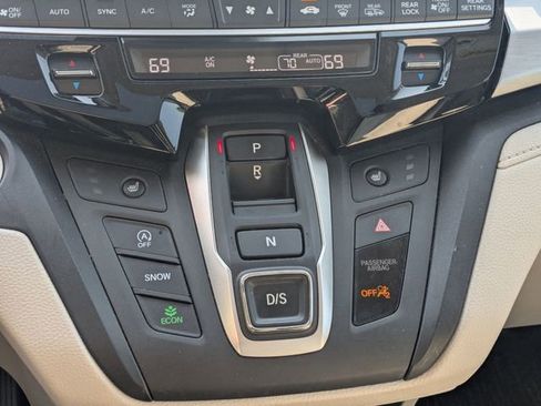Used 2025 Honda Odyssey EX-L image 20
