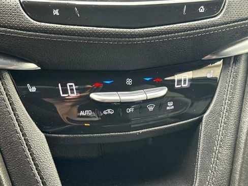 Certified 2023 Cadillac XT5 Sportv w/ Technology Package image 21