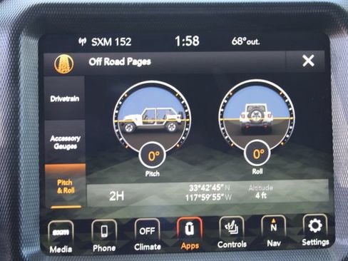 Used 2023 Jeep Wrangler Unlimited Sahara w/ Cold Weather Group AWD/4WD image 35