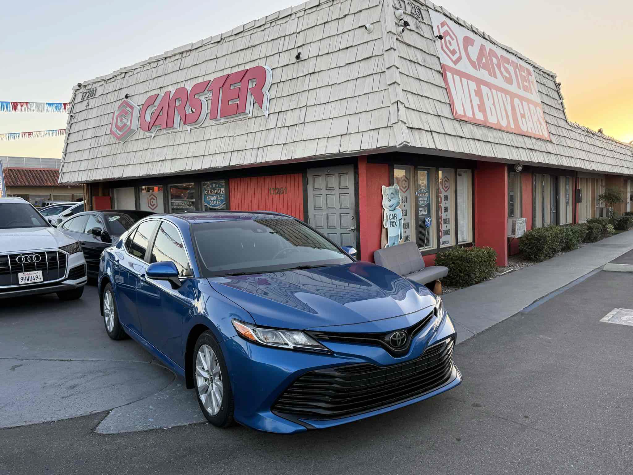 Used 2020 Toyota Camry LE w/ Carpet Mat Package FWD image 35