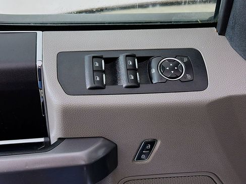 Used 2020 Ford F150 XLT image 22