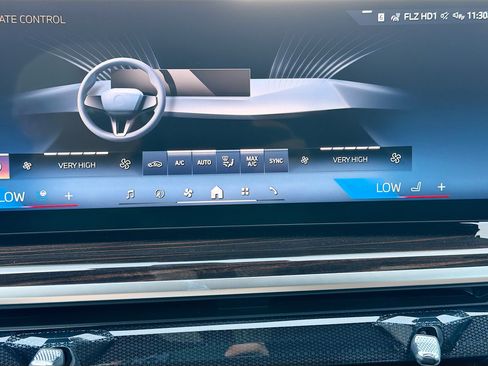 New 2026 BMW X5 xDrive50e AWD/4WD image 34
