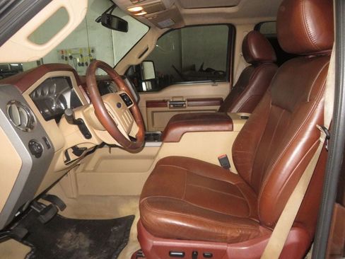 Used 2011 Ford F250 King Ranch w/ Camper Pkg AWD/4WD image 19