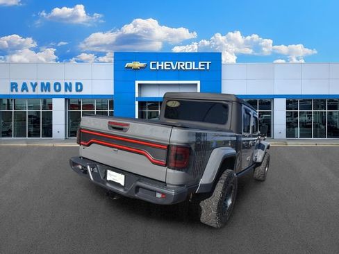 Used 2021 Jeep Gladiator Sport AWD/4WD image 3