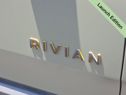 Used 2022 Rivian R1S Launch Edition AWD/4WD image 11
