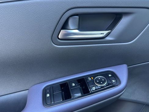 New 2026 Nissan Leaf SV+ image 8