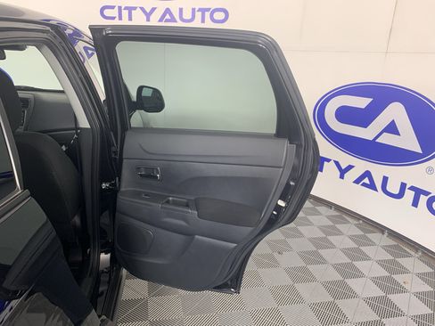 Used 2024 Mitsubishi Outlander Sport ES AWD/4WD image 33