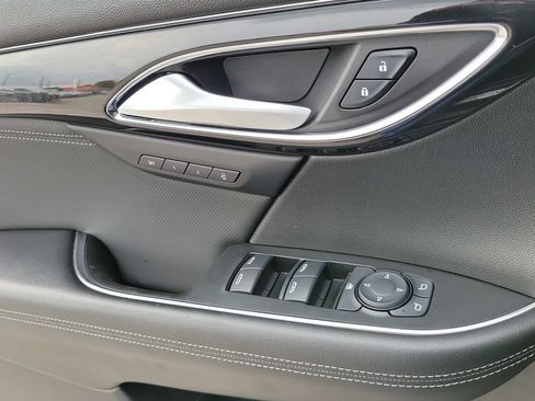 Used 2024 Buick Envision Preferred AWD/4WD image 19