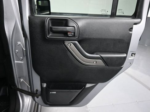 Used 2016 Jeep Wrangler Unlimited Sport AWD/4WD image 26