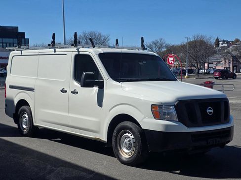 Used 2019 Nissan NV 1500 S RWD image 3
