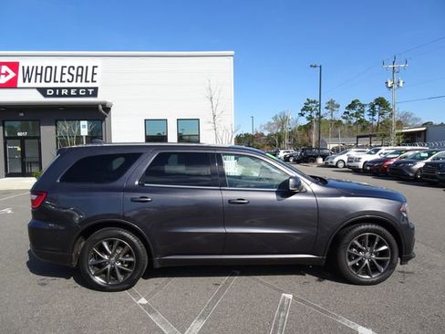 Used 2018 Dodge Durango GT image 3
