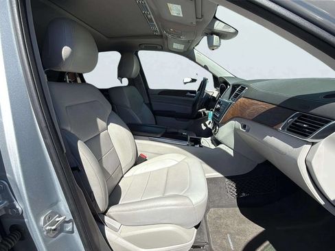 Used 2013 Mercedes-Benz ML 550 4MATIC image 14