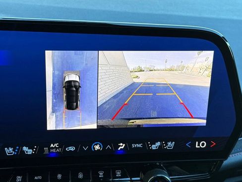 Used 2024 Chevrolet Blazer EV RS image 30