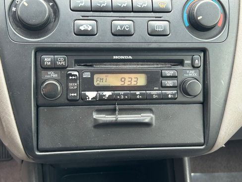 Used 2001 Honda Accord LX image 21