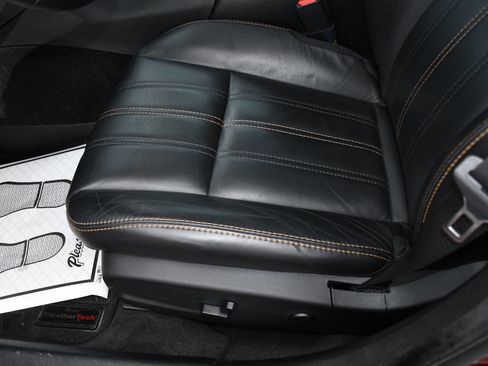 Used 2018 Chrysler 300 S w/ 300S Alloy Package image 13