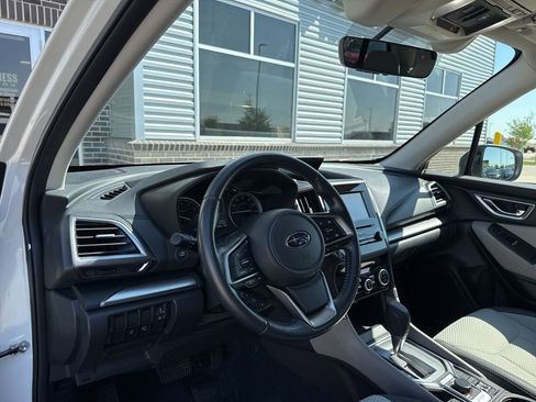 Used 2020 Subaru Forester Premium w/ Popular Package #1 AWD/4WD image 14