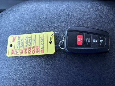 Used 2025 Toyota RAV4 XLE w/ Convenience Package AWD/4WD image 30