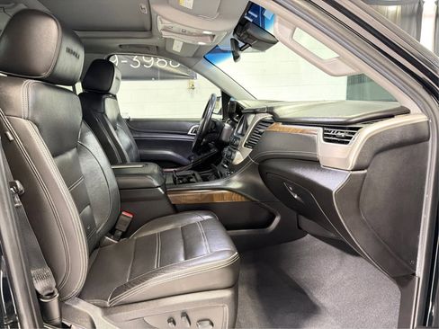 Used 2019 GMC Yukon XL Denali w/ Denali Ultimate Package AWD/4WD image 15