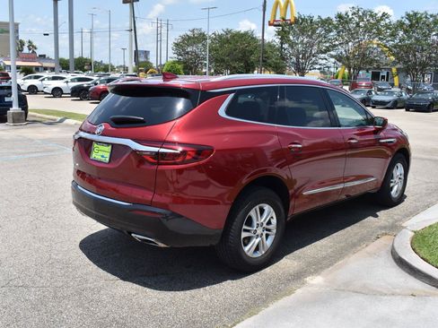 Used 2020 Buick Enclave Essence AWD/4WD image 12