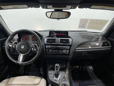 Used 2016 BMW M235i Convertible image 17
