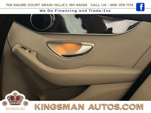 Used 2017 Mercedes-Benz C 300 Sedan image 32
