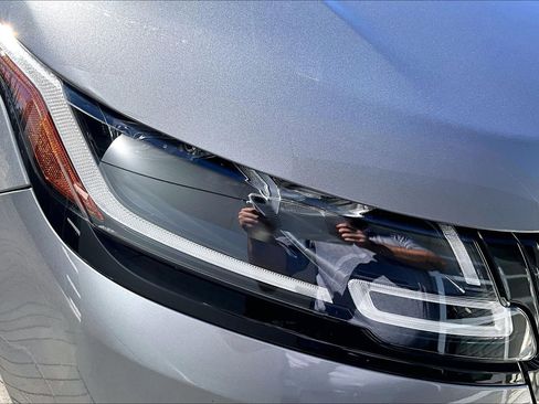 Used 2023 Land Rover Range Rover Velar S image 28