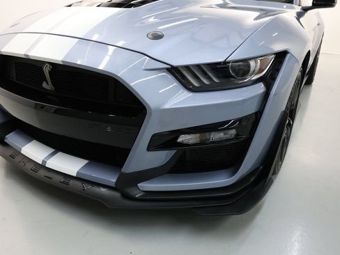 Used 2022 Ford Mustang Shelby GT500 w/ Technology Package RWD image 48