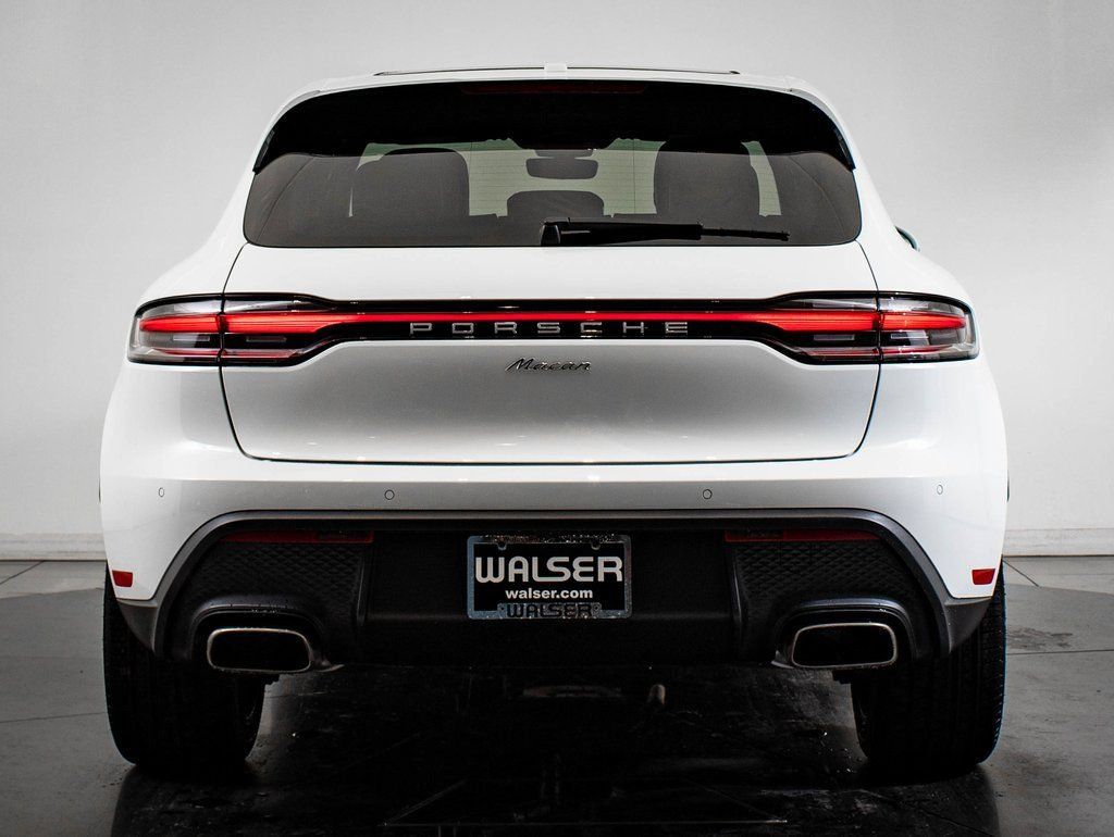 Certified 2026 Porsche Macan AWD/4WD image 7