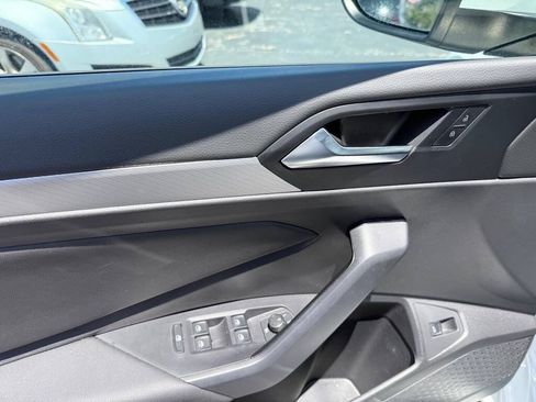 Used 2019 Volkswagen Jetta S FWD image 9