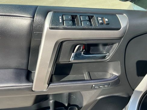 Used 2022 Toyota 4Runner Limited AWD/4WD image 16