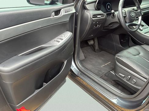 Used 2024 Hyundai Palisade SEL w/ Premium Package image 35