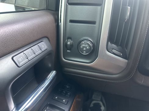 Used 2017 GMC Sierra 1500 SLT w/ Texas SLT Premium Package RWD image 31