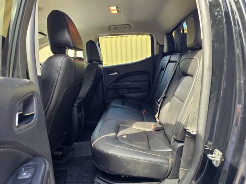 Used 2019 Chevrolet Colorado ZR2 w/ ZR2 Midnight Special Edition AWD/4WD image 26