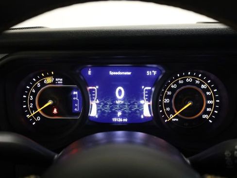 Used 2024 Jeep Wrangler Sport S image 15